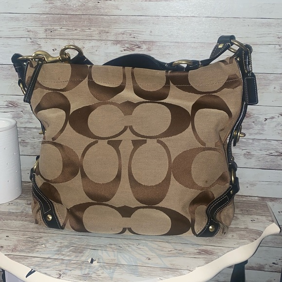 Coach Handbags - Coach Signature Carly J0726-10620 purse